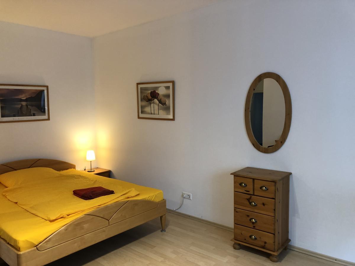 Apartmenthaus "Zum Lowen" Heidelberg - Ziegelhausen ภายนอก รูปภาพ